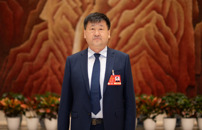 全国人大代表吕炜