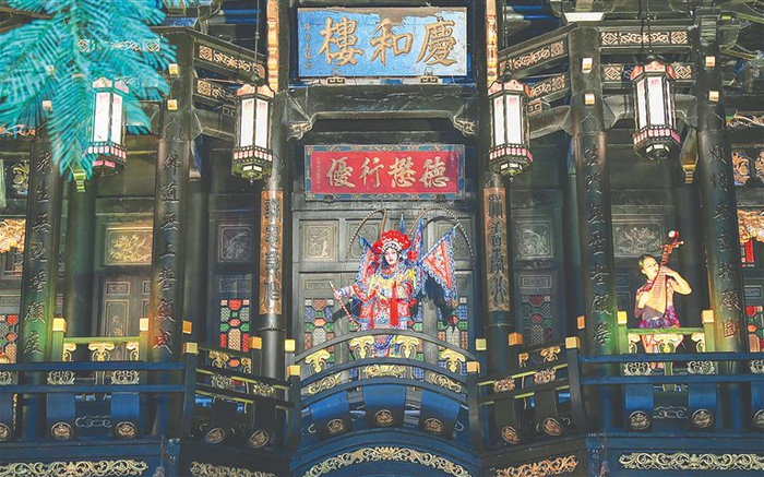 海口观澜湖电影公社经常举办各式实景演艺，吸引市民游客打卡。资料图