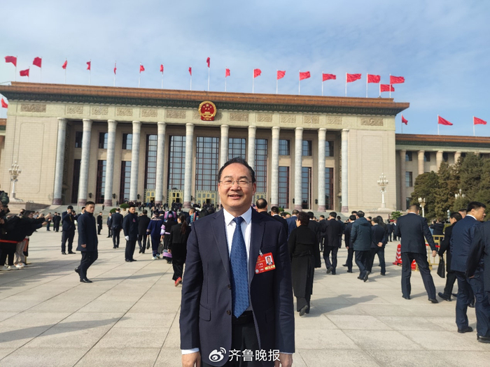 全国人大代表、临沂大学食品研究院院长王学斌