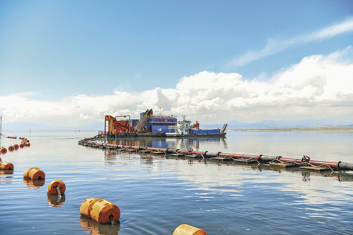 青海盐业公司数字化生产系统。张鹏 摄