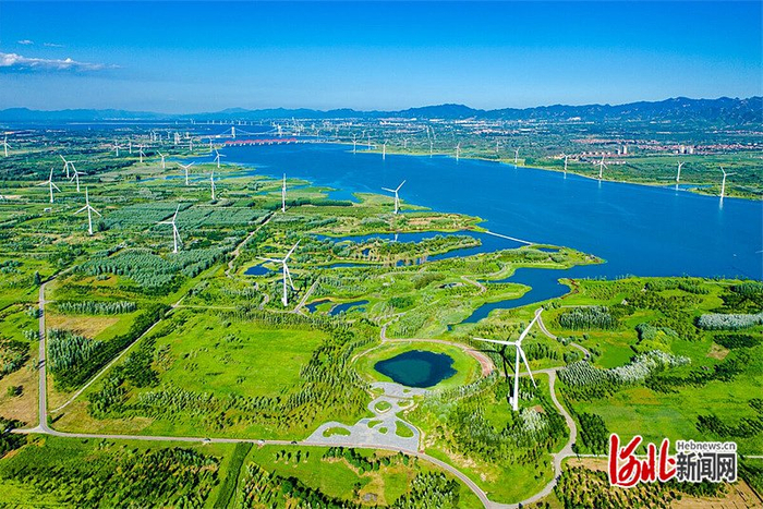 2024年9月22日拍摄的怀来官厅水库国家湿地公园美景。（河北日报资料片）耿俊摄