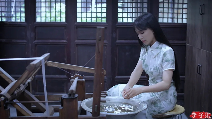 短视频创作者李子柒（图源：李子柒视频）