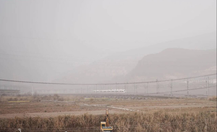 网友拍摄的沙尘图片。图源网络