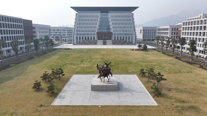 福建福耀科技大学。视觉中国图
