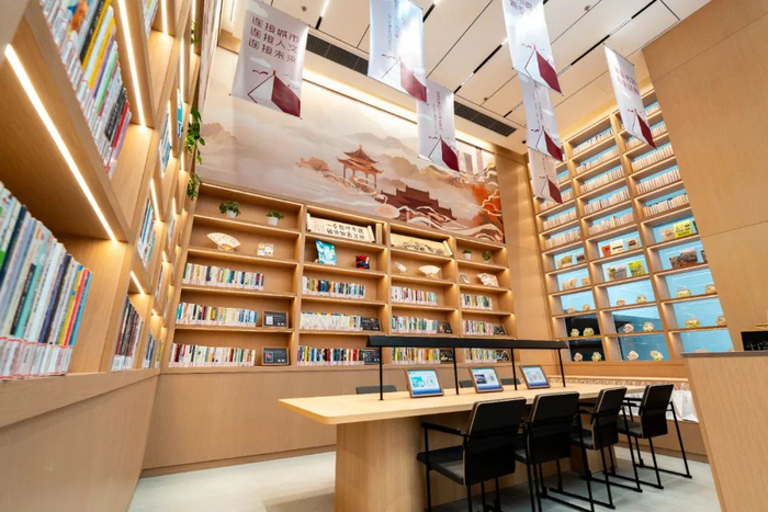 广济南大食堂边上的星连书店。图/苏州地铁