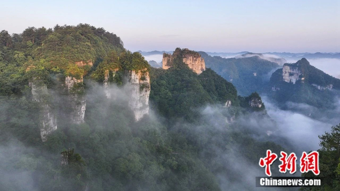  贵州施秉云台山。磨桂宾 摄