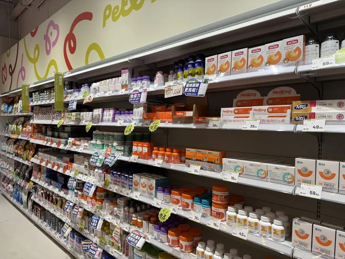 宠物保健品。沈思怡 摄