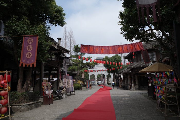 上海胜强影视基地，张熠摄