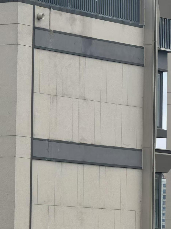 天元府项目外立面的宣传效果图与实际情况。