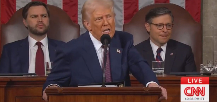  特朗普宣布制造“金穹”系统