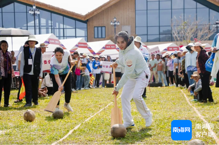 　　三亚市吉阳区庆祝海南黎族苗族传统节日“三月三”节庆活动举行。吉阳区供图
