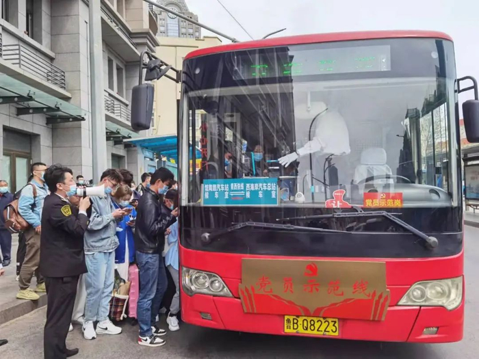 即将停运的青西快线。（资料照片）