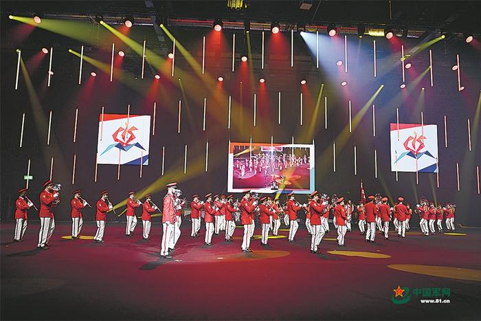 　　开幕式军乐演奏现场。解放军报记者 穆瑞林摄