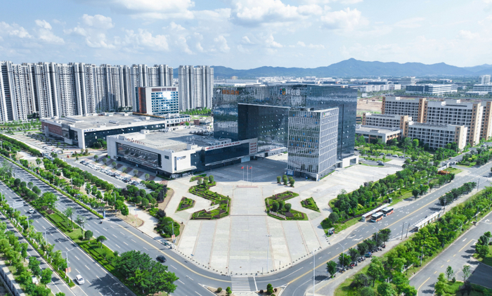 俯瞰信丰5G科技产业园。 刘荣东/摄