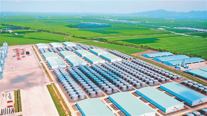     象屿金谷航拍仓储画面（资料片）。