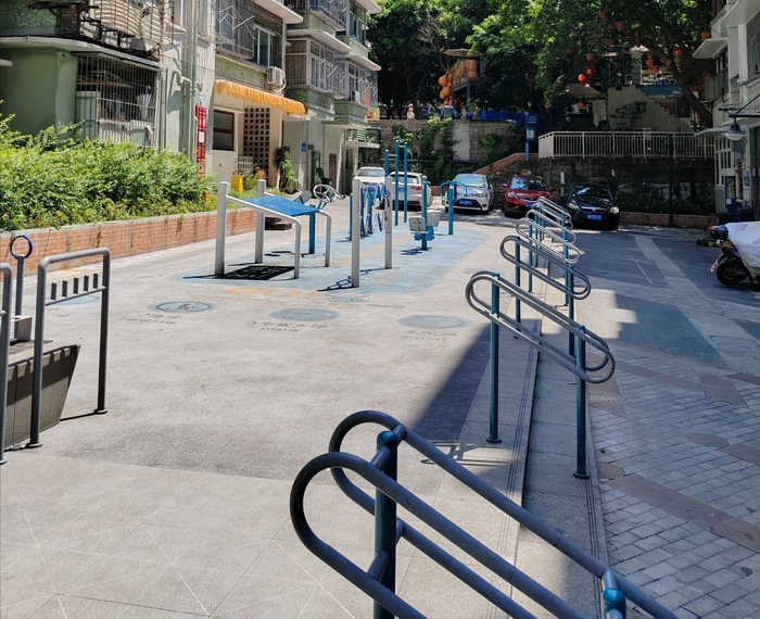 江北区渝北社区改造的运动场地（央广网发  渝北社区供图）