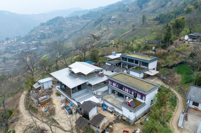 立斯达村的航拍图（3月13日摄）。杨荣辉 摄