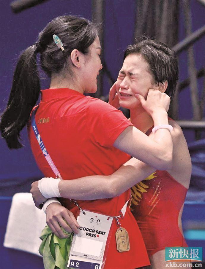 ■陈若琳教练与全红婵。