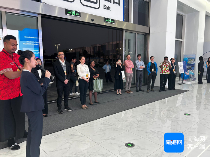 中国国际新闻交流中心外媒采访团到访海南博鳌乐城国际医疗旅游先行区。记者 袁玉龙 摄