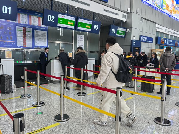 （绥东机场供图）