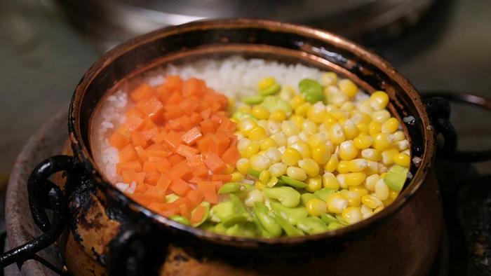 铜锅饭  澄江融媒供图