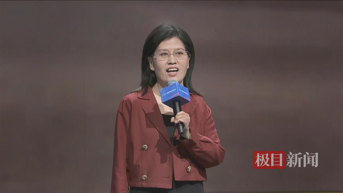 活动现场李桂枝深情讲述