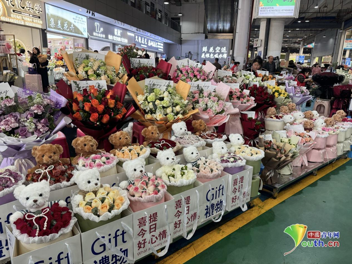 昆明斗南花卉市场。乔佳新 摄　