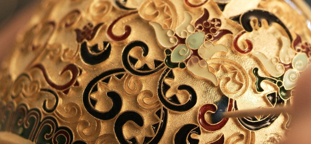 图源：老铺黄金官网