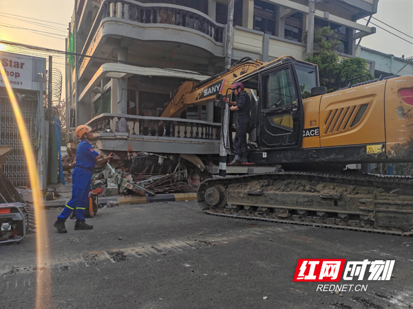 曼德勒救援现场。