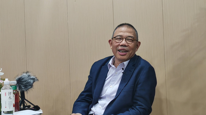 农夫山泉创始人  钟睒睒