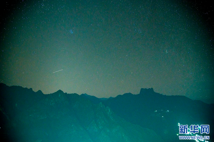 怒江州福贡县上空的星辰（3月26日摄）。新华网 郭康 摄