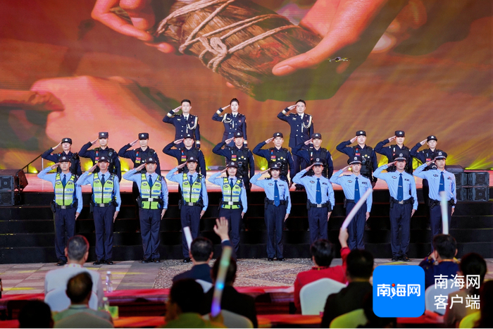 　　图为闭幕式现场。记者 李昊 曹志 摄