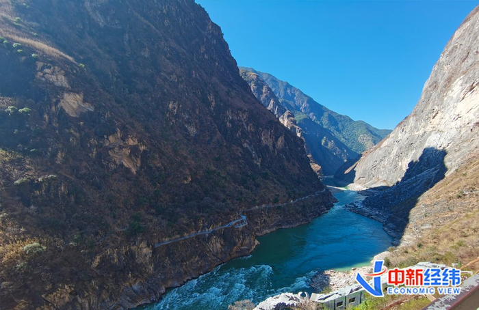 　　虎跳峡景区 中新经纬摄