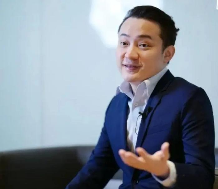 香港数字货币界大震动,多家公司串谋39亿信托存款诈骗!孙宇晨数 香港数字货币界大震动,多家公司串谋39亿信托存款诈骗!孙宇晨数