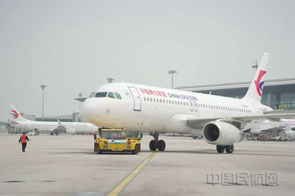 （本文图片均由东航提供）