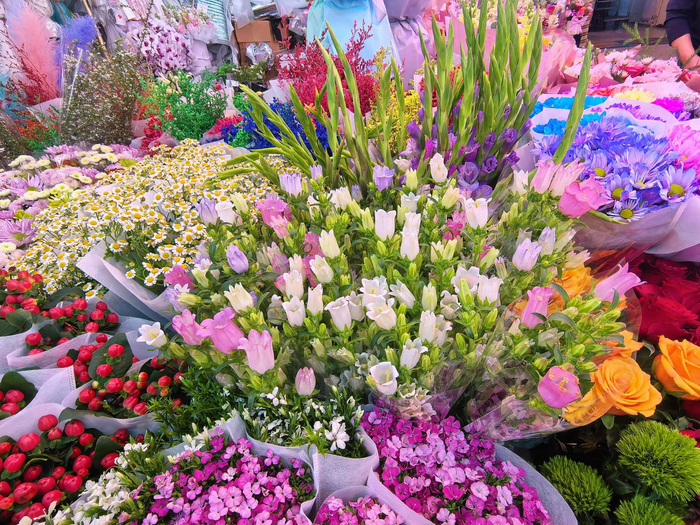 一家花店售卖的风铃花