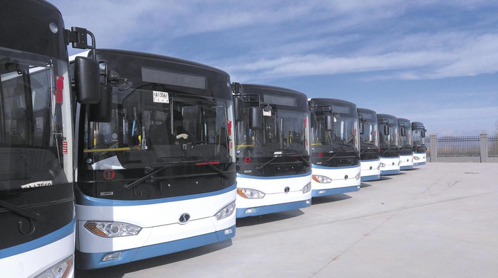 城乡公交车满足城乡群众多元化的出行需求。大通回族土族自治县交通运输局供图