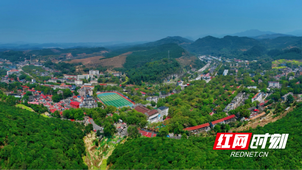 辰溪县孝坪镇全景。