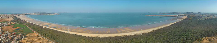 航拍大港湾。 王小红 摄