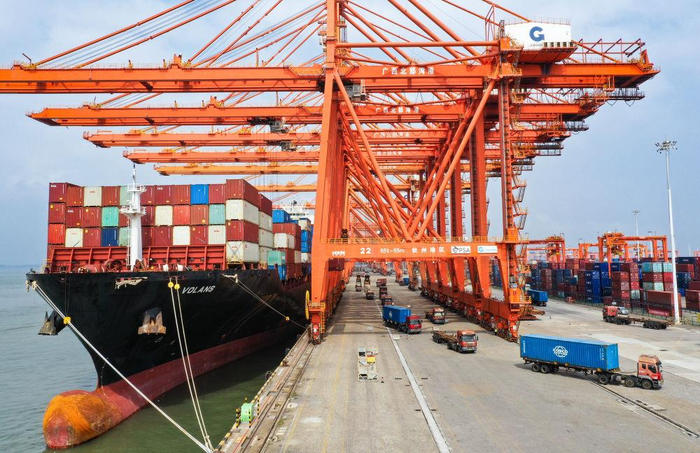 　　△广西钦州港是北部湾港的组成部分，也是中国西南地区通往东盟的重要出海口。