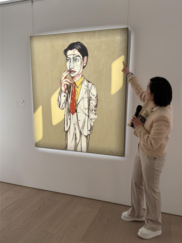 图为苏富比春拍预展现场。（林迎楠  摄）