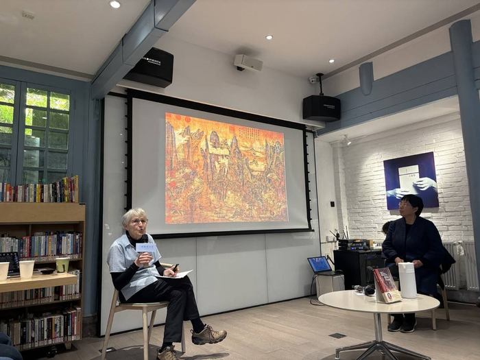 贾和普（左）、王红（右）