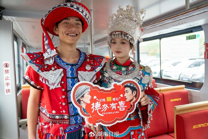 演员在长沙邀客。本文图片均由剧组提供