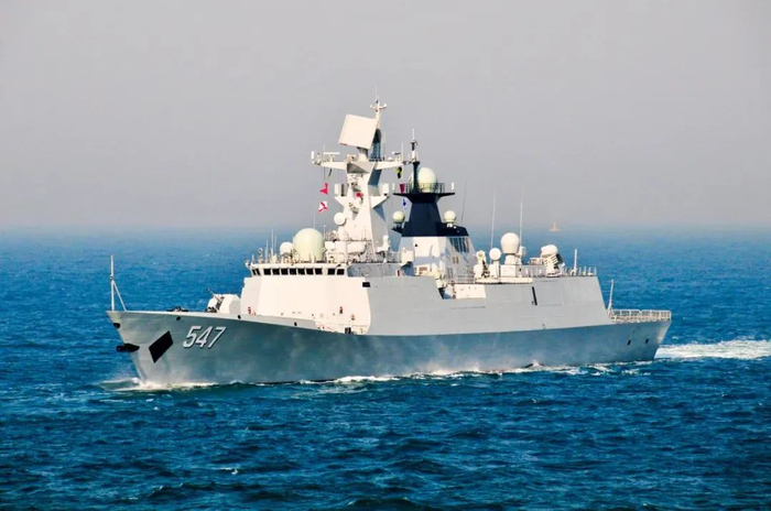 ▲海军临沂舰