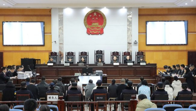 法院审理生产、销售伪劣产品案，对检察机关提出的量刑建议全部予以采纳。