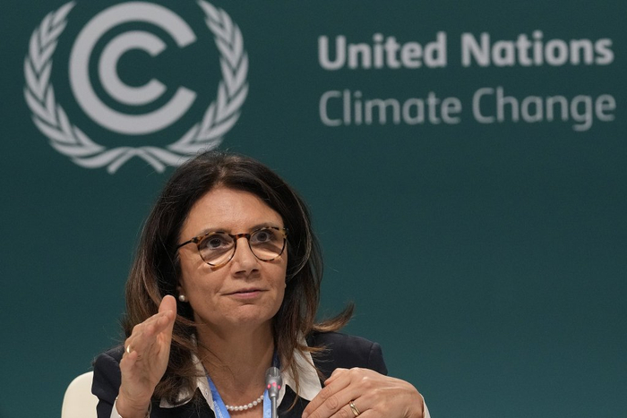 安娜·托尼（Ana Toni）