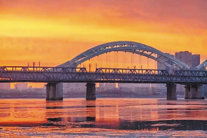 　　“哈报手机记者” 门奎摄