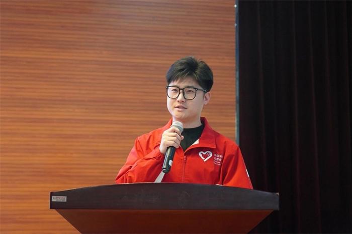 4月10日，成佳乐在河北经贸大学分享成长故事。 河北经贸大学供图