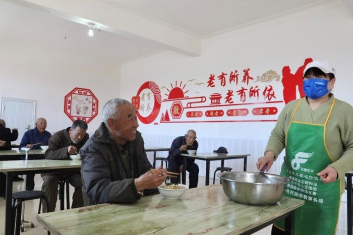 图：河北沧州青县孝老食堂