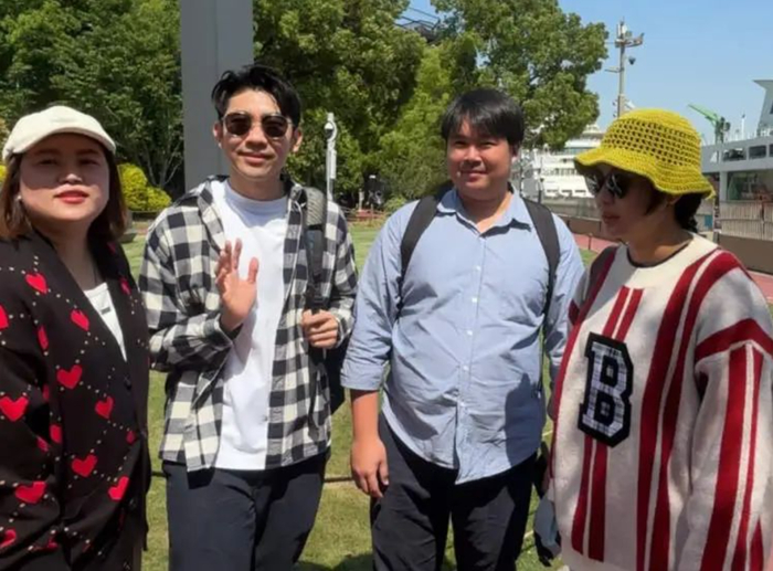 泰国游客Dear、Tk、Tle和Jin